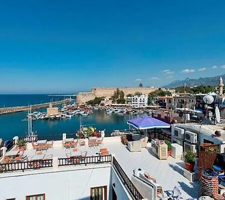 호텔 Kyrenia British Harbour 4*