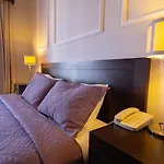 Kyrenia British Harbour Otel 4*