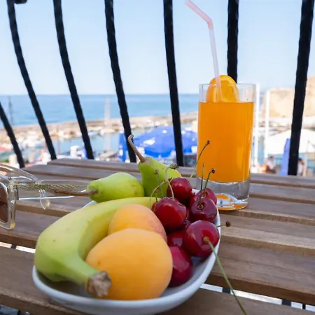 호텔 Kyrenia British Harbour 4*