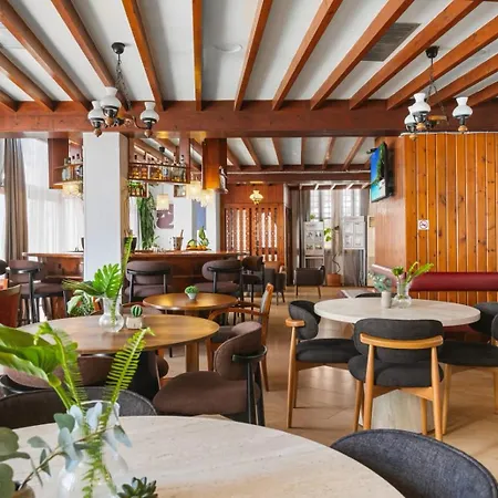 Kyrenia British Harbour Hotel 4*