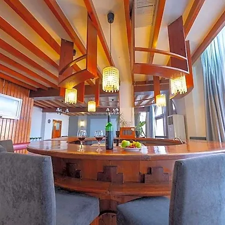 Kyrenia British Harbour Hotel