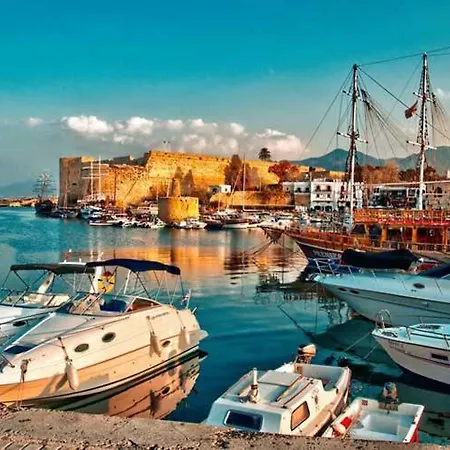 Отель Kyrenia British Harbour