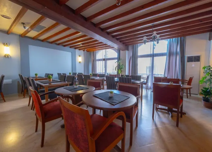 Hotel Kyrenia British Harbour