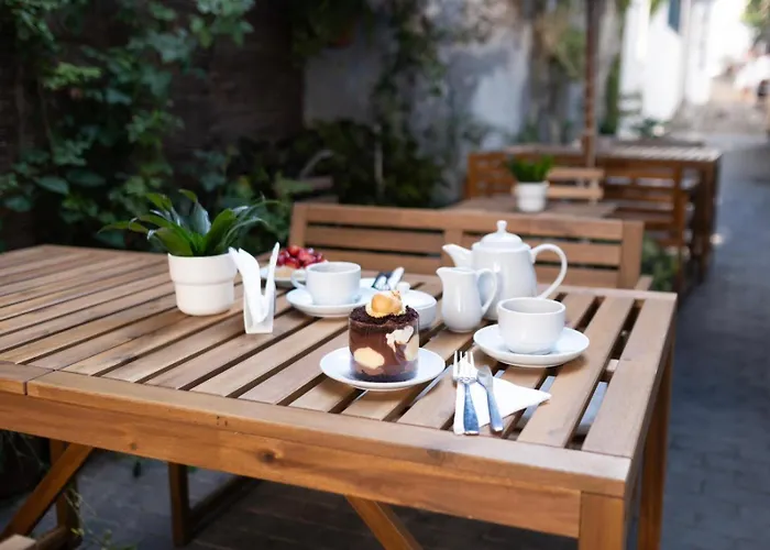 Hotel Kyrenia British Harbour