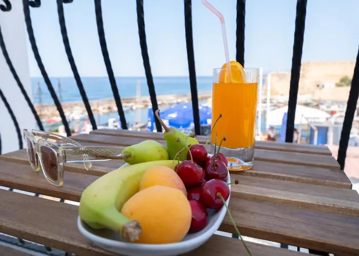 Hotel Kyrenia British Harbour 4*