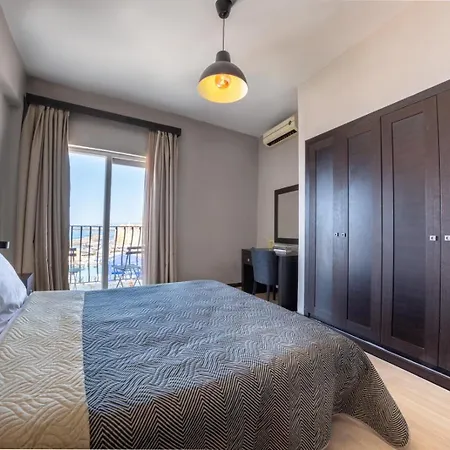 Hotel Kyrenia British Harbour