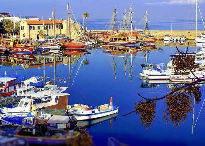 Kyrenia British Harbour ホテル 4*